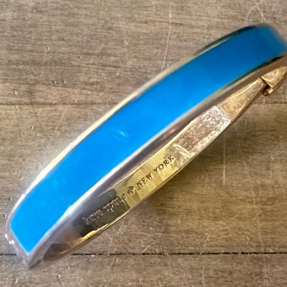 Kate Spade Blue Enamel “Head in the Clouds” Hinged Bangle Bracelet - Picture 10 of 14